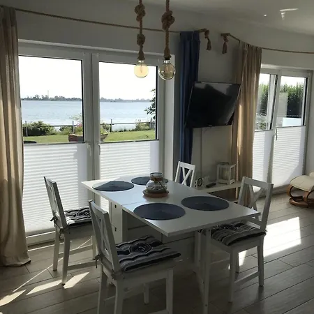 Strandhaus-Appartement-Seeschwalbe-Eg * Fehmarnsund