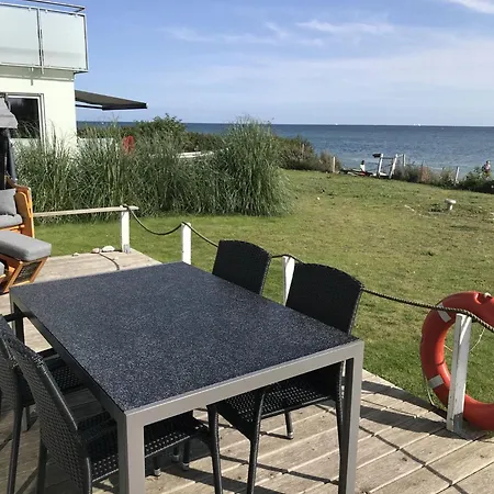 Strandhaus-Appartement-Seeschwalbe-Eg * Fehmarnsund