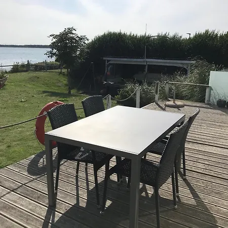Strandhaus-Appartement-Seeschwalbe-Eg Lägenhet Fehmarnsund